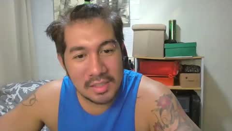 Snapshot of hothunkybear23 chatting on 12/22/24, 01:00 Khel online show from 12/22/24, 01:00