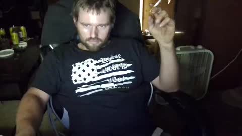 Snapshot of hothusband28931194 chatting on 10/19/25, 07:14 TW28 online show from 10/19/25, 07:14