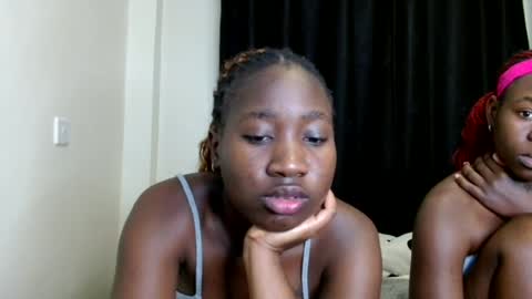 Snapshot of hotie_vive chatting on 07/24/26, 02:09 Hotie vives online show from 07/24/26, 02:09