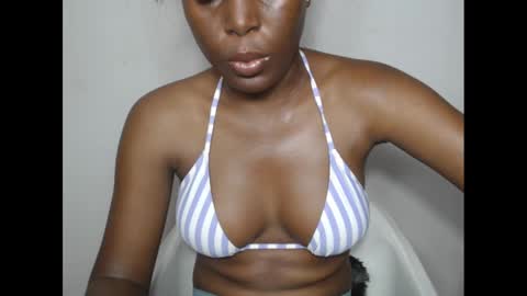 hotjessie0 online show from 03/01/25, 06:03