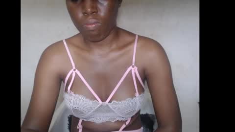 hotjessie0 online show from 11/01/25, 05:20