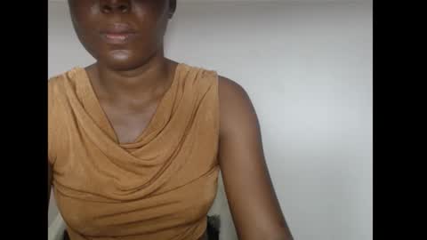 hotjessie0 online show from 02/08/26, 04:05