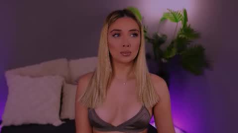 Maria online show from 11/27/25, 04:36