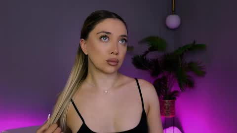 Maria online show from 04/20/26, 03:42