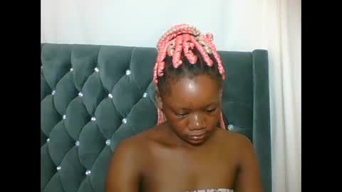 LOYCE online show from 02/18/26, 04:19