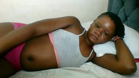 Snapshot of hotjeylee chatting on 07/01/26, 11:15 LOYCE online show from 07/01/26, 11:15