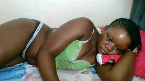 Snapshot of hotjeylee chatting on 07/04/26, 03:07 LOYCE online show from 07/04/26, 03:07