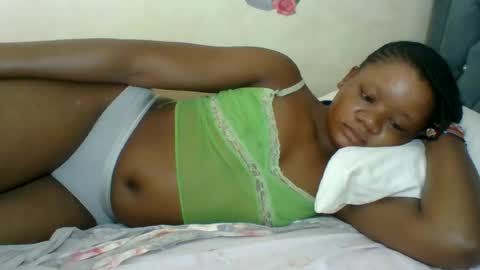 Snapshot of hotjeylee chatting on 07/10/26, 07:34 LOYCE online show from 07/10/26, 07:34