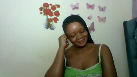 Snapshot of hotjeylee chatting on 07/12/26, 10:23 LOYCE online show from 07/12/26, 10:23