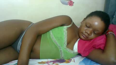 Snapshot of hotjeylee chatting on 07/18/26, 02:16 LOYCE online show from 07/18/26, 02:16