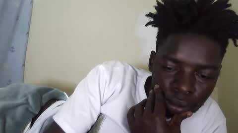 malaika online show from 03/31/26, 07:31