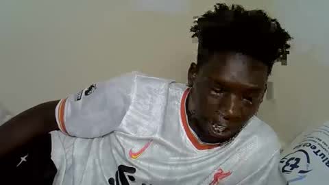 malaika online show from 04/18/26, 07:18