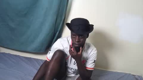 malaika online show from 04/20/26, 05:21