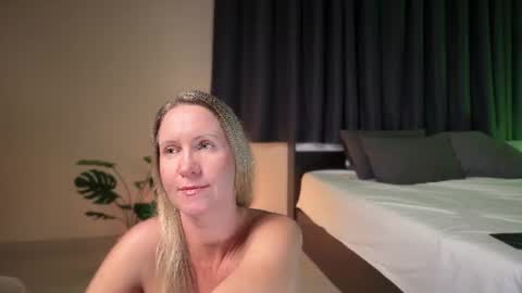 Snapshot of hotkatness chatting on 07/30/26, 11:09 Kate stream 1200 pm -800 pm UTC 7 online show from 07/30/26, 11:09