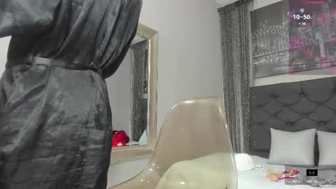 Hotkoljei online show from 02/18/25, 03:53