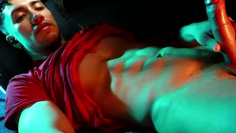 Hotlatinking online show from 06/04/26, 09:26