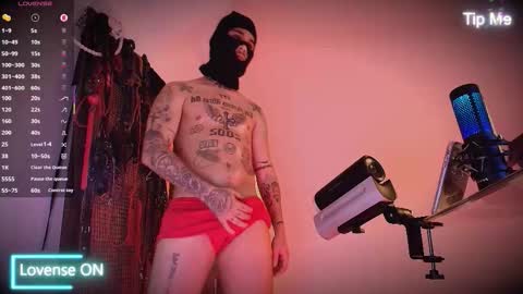 Snapshot of hotlatinox20cm chatting on 02/13/26, 07:43 HoTLatinoX20CM online show from 02/13/26, 07:43