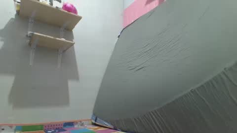 Snapshot of hotlavender chatting on 03/15/26, 03:45 hotlavender online show from 03/15/26, 03:45