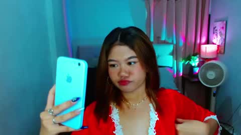 Snapshot of hotlayla_ chatting on 03/01/25, 08:23 Layla online show from 03/01/25, 08:23