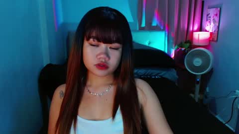 Snapshot of hotlayla_ chatting on 03/02/25, 01:27 Layla online show from 03/02/25, 01:27