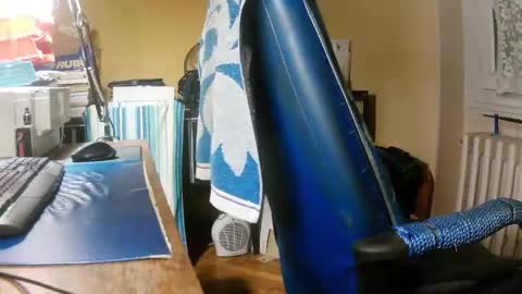 Snapshot of hotleopold chatting on 05/14/26, 09:32 hotleopold online show from 05/14/26, 09:32
