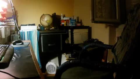 Snapshot of hotleopold chatting on 05/28/26, 09:34 hotleopold online show from 05/28/26, 09:34