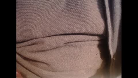 Snapshot of hotlux_54 chatting on 03/01/25, 11:37 hotlux_54 online show from 03/01/25, 11:37