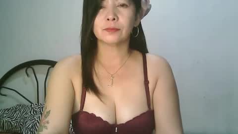hotmamajen4u online show from 02/11/26, 01:54