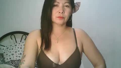 hotmamajen4u online show from 02/23/26, 02:03