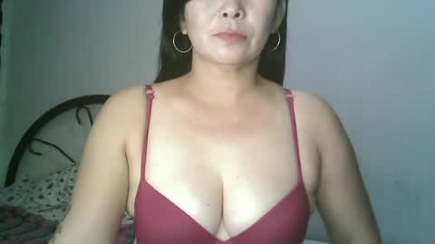 Snapshot of hotmamajen4u chatting on 07/02/26, 12:21 hotmamajen4u online show from 07/02/26, 12:21