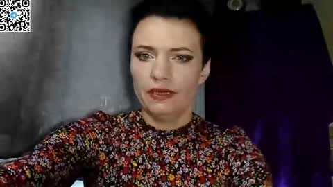 hotmamaqueen234 online show from 04/23/26, 08:57