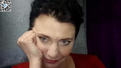 hotmamaqueen234 online show from 04/28/26, 07:30