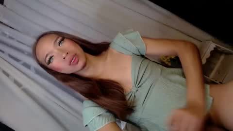 Snapshot of hotmichelle292006 chatting on 05/16/26, 11:36 HI its me youre lovely MICHAELA online show from 05/16/26, 11:36