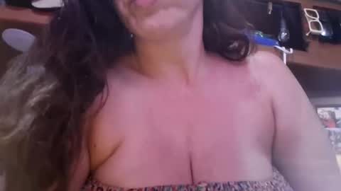 hotmom0610 online show from 06/01/26, 04:14
