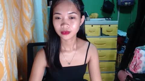 hotmom_gia online show from 12/02/24, 07:47