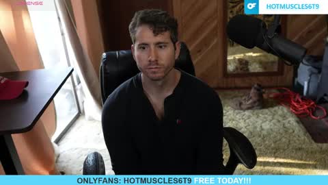 hotmuscles6t9 online show from 06/03/26, 01:36