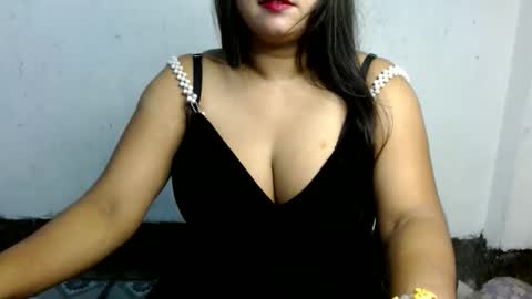 Muskan online show from 10/14/25, 07:03