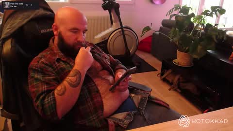 Snapshot of hotokar chatting on 10/06/25, 04:48 Hotokkar online show from 10/06/25, 04:48