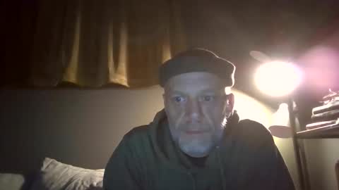 Snapshot of hototo2 chatting on 12/22/25, 01:13 hototo2 online show from 12/22/25, 01:13