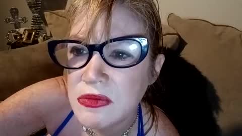 Snapshot of hotpepperrose chatting on 05/22/26, 03:35 hotpepperose online show from 05/22/26, 03:35