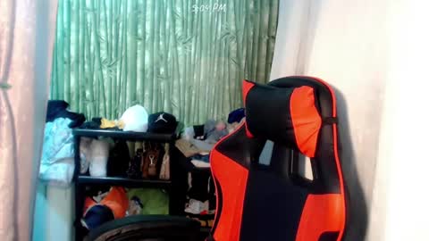 veronica online show from 02/10/25, 01:03