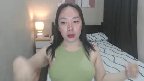 Snapshot of hotseductivests chatting on 11/04/25, 06:07 ZOE online show from 11/04/25, 06:07