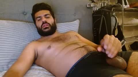 Snapshot of hotsexdude69 chatting on 02/18/25, 06:15 hotsexdude69 online show from 02/18/25, 06:15