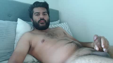 Snapshot of hotsexdude69 chatting on 10/21/25, 01:12 hotsexdude69 online show from 10/21/25, 01:12