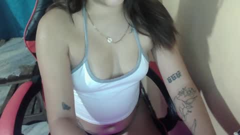 Snapshot of hotsexymam chatting on 07/19/26, 12:58 hotsexymam online show from 07/19/26, 12:58