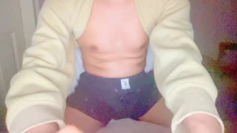 Snapshot of hotsexythighs chatting on 06/13/26, 05:22 Jack online show from 06/13/26, 05:22