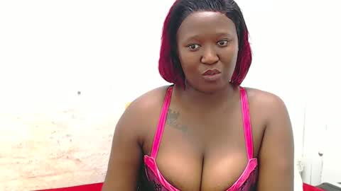 hotsexytracyx online show from 12/24/24, 11:44