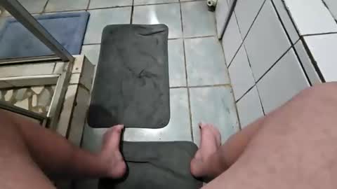 Snapshot of hotshotbadboy chatting on 10/14/25, 09:59 Hotshot online show from 10/14/25, 09:59