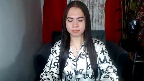 Snapshot of hotsinfulbabes_savana chatting on 05/19/26, 11:00 Savana olala online show from 05/19/26, 11:00