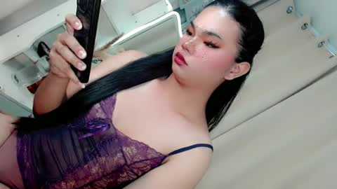 Snapshot of hotsiren101 chatting on 06/14/26, 04:14 hotsiren101 online show from 06/14/26, 04:14